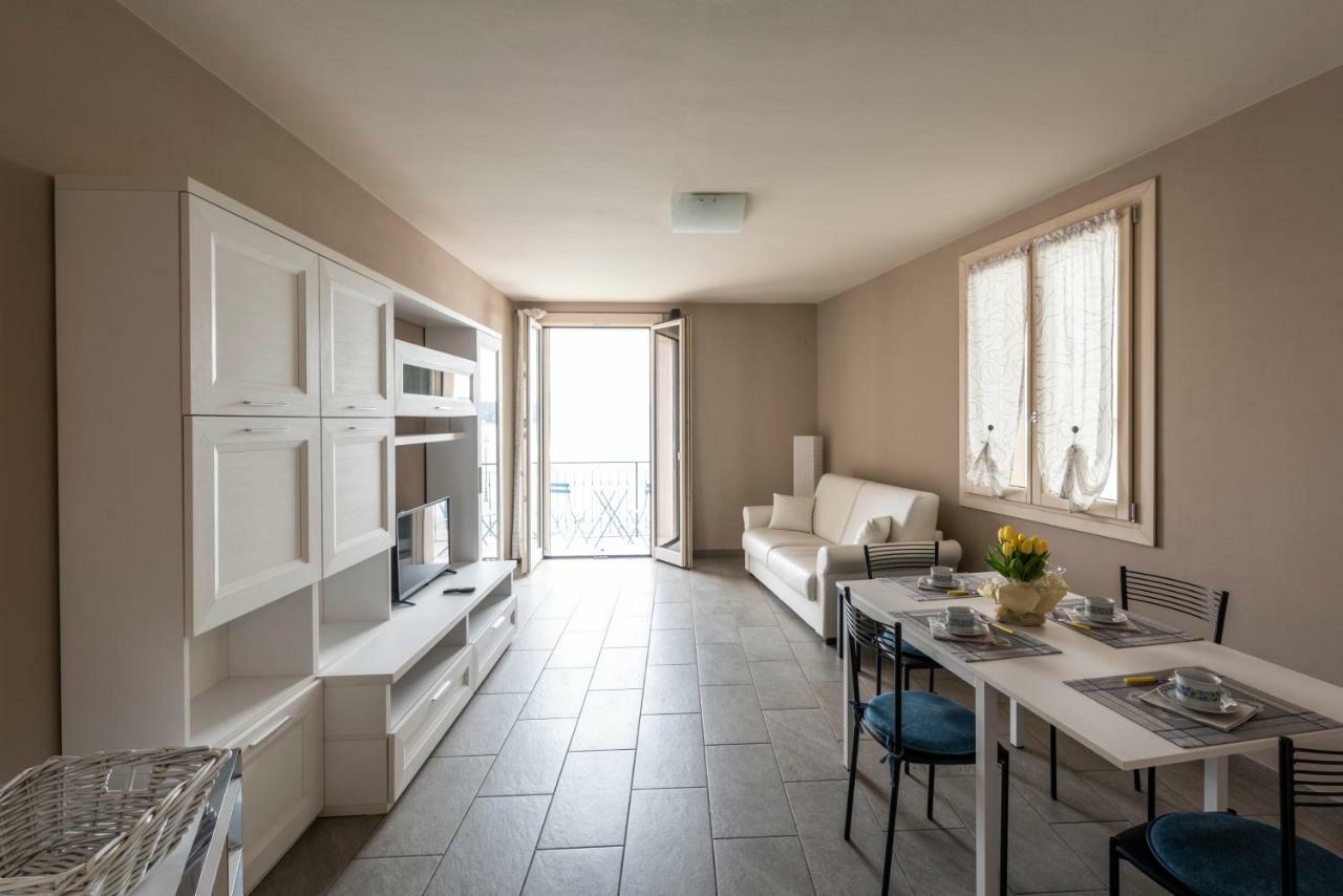 Casa Mari Fronte Lago Salò Εξωτερικό φωτογραφία